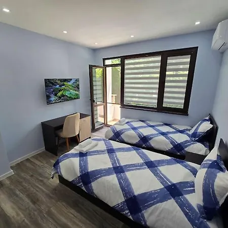 модерен в гр