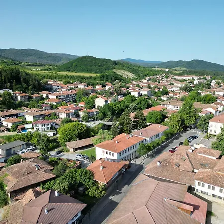 Апартамент модерен в гр *