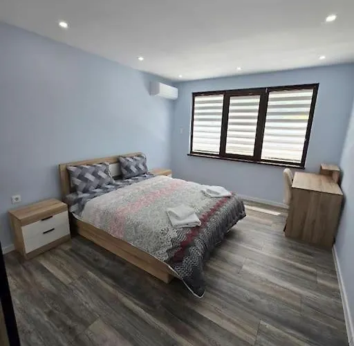 модерен в гр *